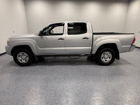 Used 2006 Toyota Tacoma PreRunner RWD image 8