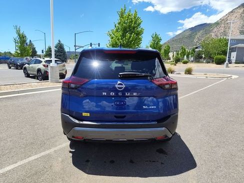 Used 2023 Nissan Rogue SL AWD/4WD image 4