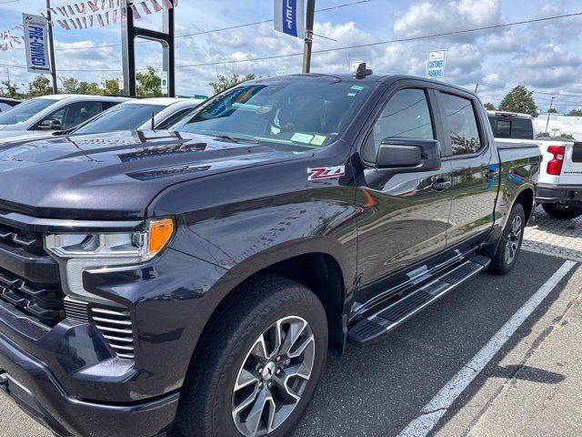 Used 2023 Chevrolet Silverado 1500 RST w/ Z71 Off-Road Package AWD/4WD image 1