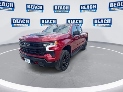 Used 2025 Chevrolet Silverado 1500 LT Trail Boss w/ Protection Package AWD/4WD image 4