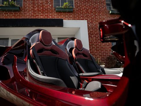 Used 2021 McLaren Elva image 22