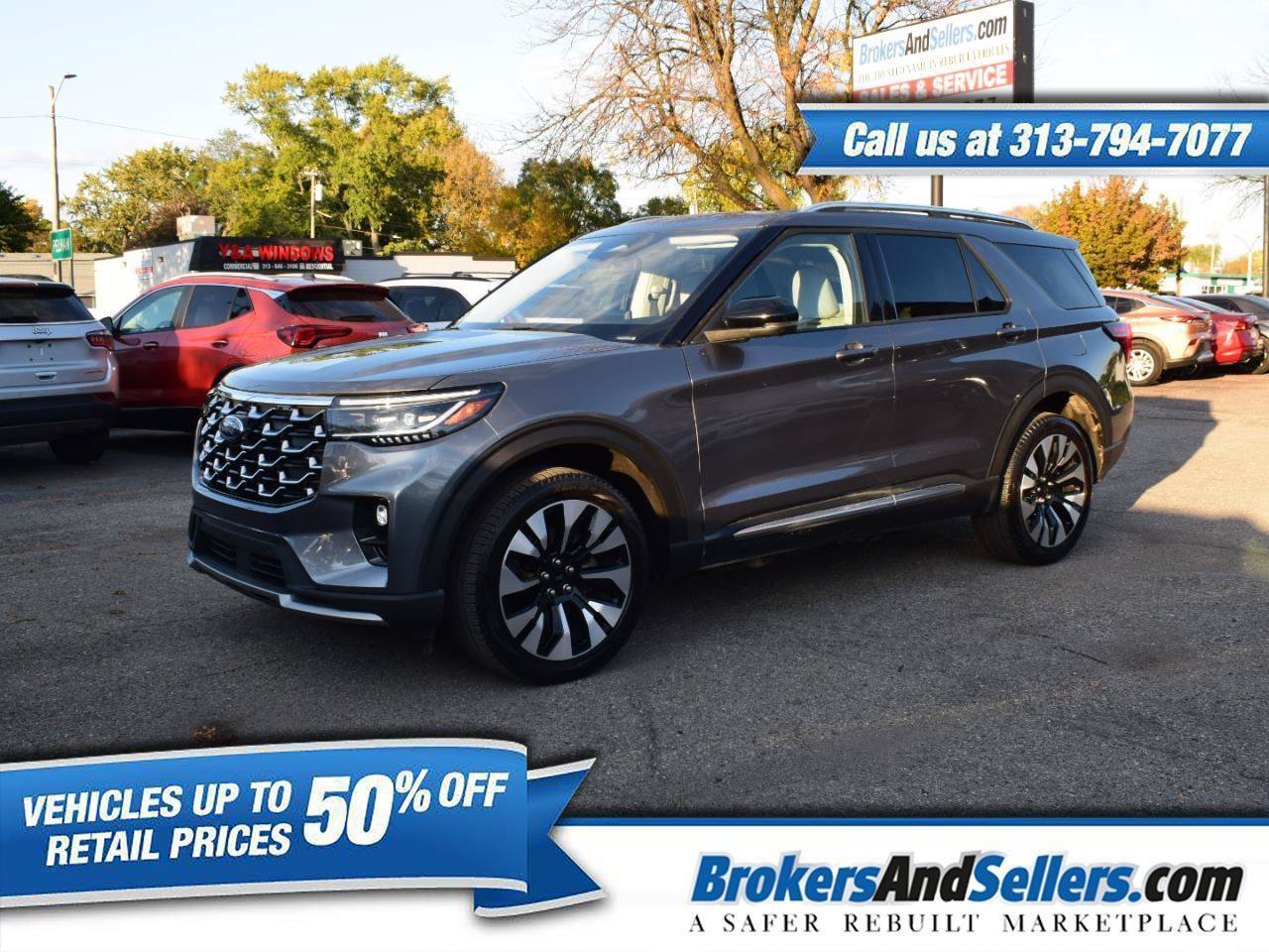 Used 2025 Ford Explorer Platinum w/ LUX Leather Package AWD/4WD image 1