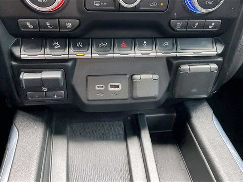 Used 2021 GMC Sierra 1500 AT4 AWD/4WD image 25