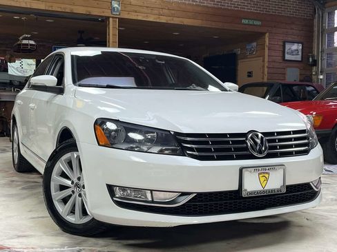 Used 2013 Volkswagen Passat 2.5 SEL Premium FWD image 4