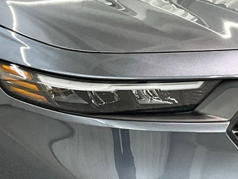 Certified 2025 Honda Accord LX image 31