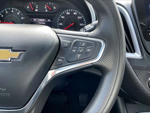 Used 2023 Chevrolet Malibu LT image 25
