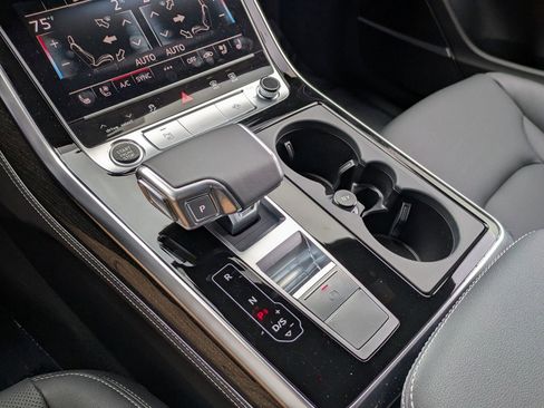 New 2026 Audi Q8 Premium Plus image 7