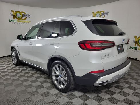 Certified 2022 BMW X5 xDrive45e w/ Executive Package image 5