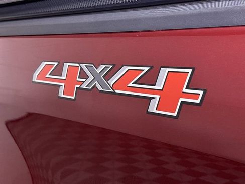 Used 2020 Chevrolet Colorado LT w/ LT Convenience Package image 32