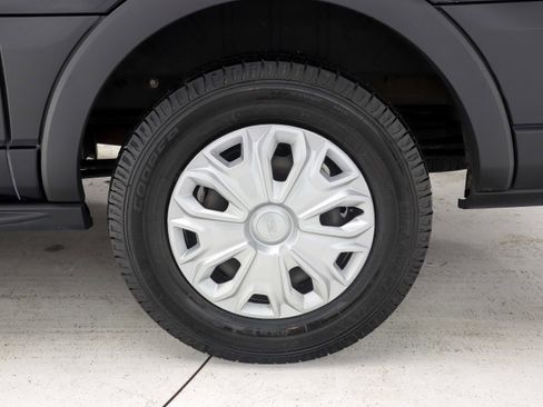 Used 2019 Ford Transit 150 XLT image 27