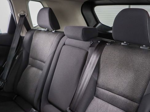 Used 2024 Nissan Rogue SV image 24