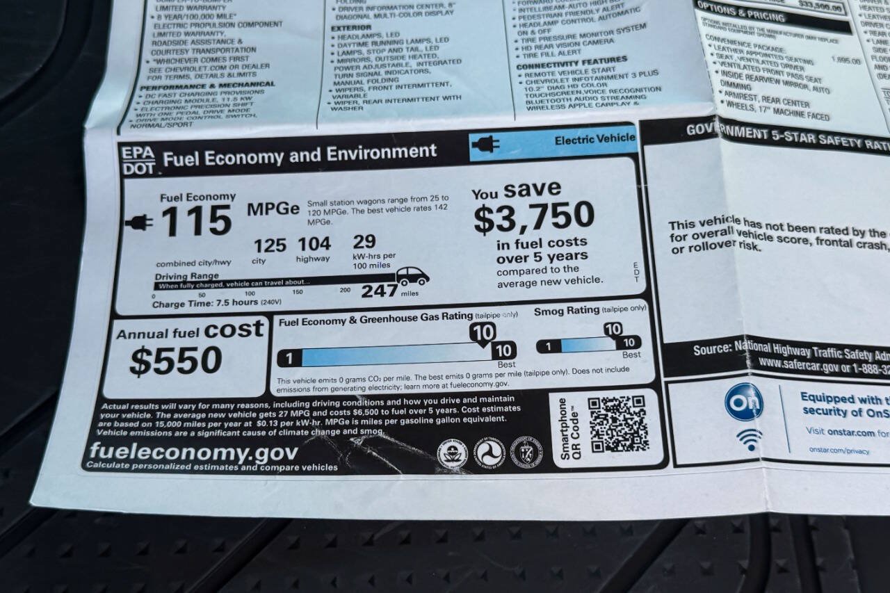 Used 2022 Chevrolet Bolt EUV LT w/ Convenience Package FWD image 38
