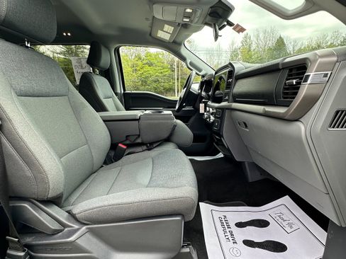 Used 2025 Ford F150 XLT w/ Equipment Group 301A Standard AWD/4WD image 20