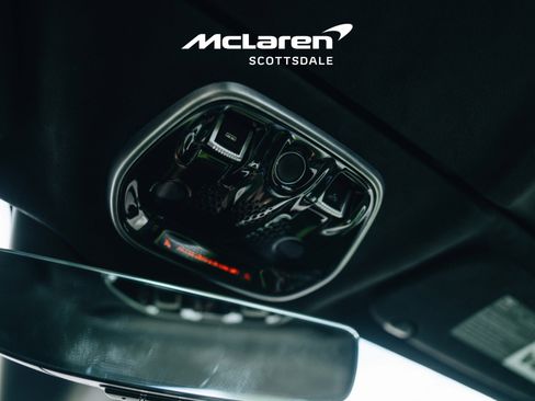Used 2025 McLaren Artura Performance image 39