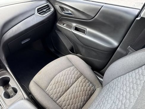 Used 2019 Chevrolet Equinox LT FWD image 12