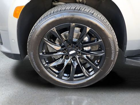 Used 2023 Cadillac Escalade ESV Sport w/ LPO, ONYX Package RWD image 31