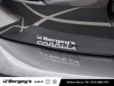 Used 2025 Toyota Corolla XSE image 12