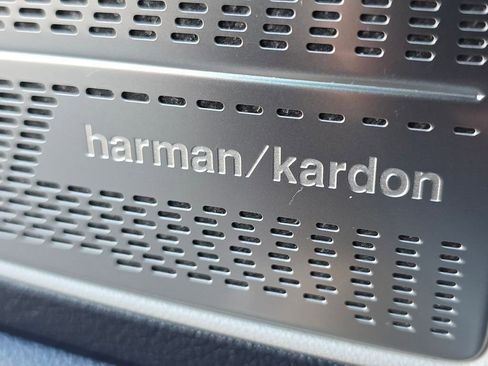 Used 2022 Hyundai Palisade Limited image 4