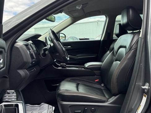 Certified 2022 Nissan Pathfinder SL AWD/4WD image 11