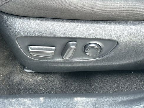 Used 2024 Toyota RAV4 XLE image 25