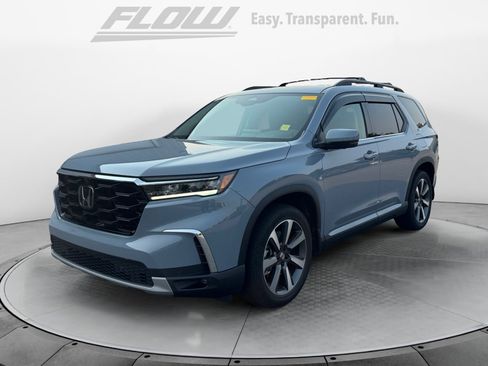 Used 2024 Honda Pilot Elite image 3