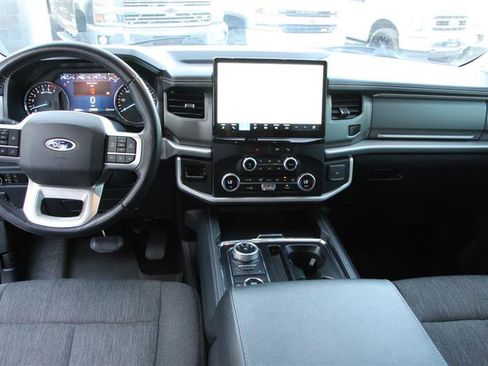Used 2023 Ford Expedition Max XLT AWD/4WD image 17