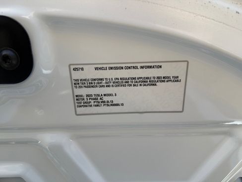 Used 2023 Tesla Model 3 Standard Range image 26