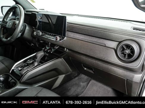 Used 2024 Chevrolet Colorado Trail Boss w/ Technology Package image 21