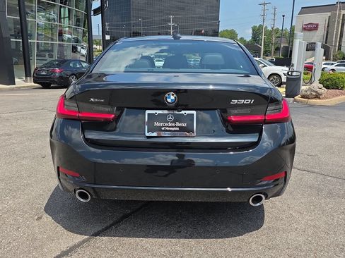 Used 2026 BMW 330i xDrive Sedan AWD/4WD image 4