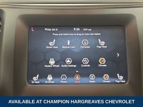 Used 2019 Jeep Cherokee Latitude Plus w/ Cold Weather Group AWD/4WD image 18