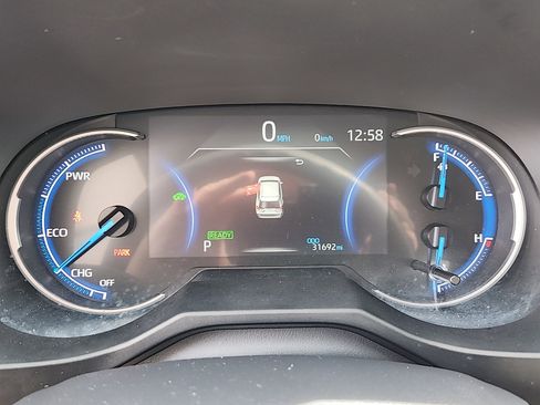 Certified 2025 Toyota RAV4 LE image 13