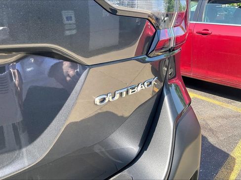 Used 2021 Subaru Outback Premium w/ Popular Package #1 AWD/4WD image 9
