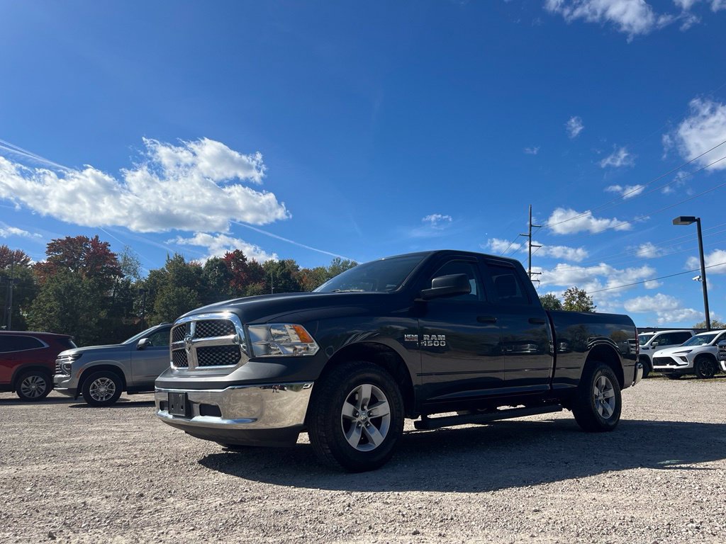 Used 2018 RAM 1500 ST w/ SXT Appearance Group AWD/4WD image 2