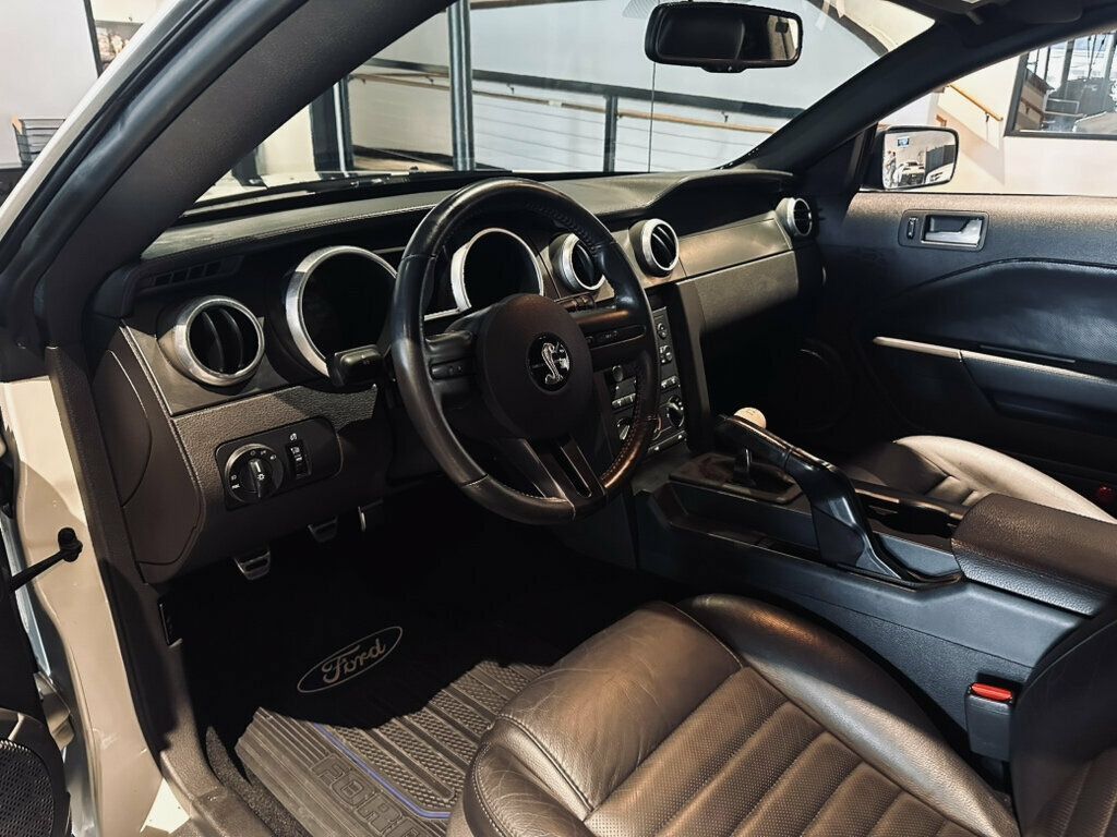 Used 2007 Ford Mustang Shelby GT500 RWD image 13