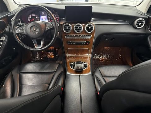 Used 2016 Mercedes-Benz GLC 300 4MATIC image 22