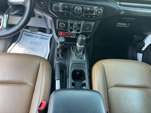Used 2020 Jeep Wrangler Unlimited Rubicon AWD/4WD image 10