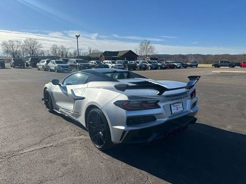 New 2026 Chevrolet Corvette Z06 w/ Z07 Performance Package image 8