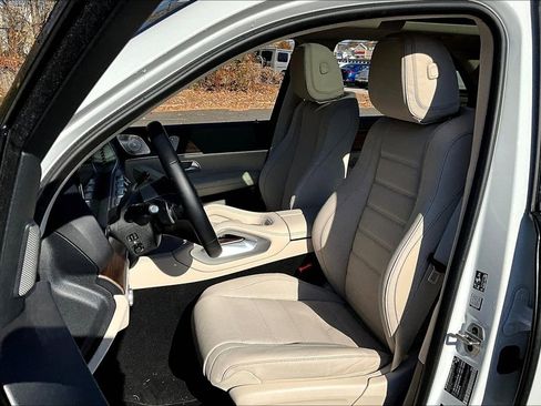New 2025 Mercedes-Benz GLE 580 4MATIC image 9