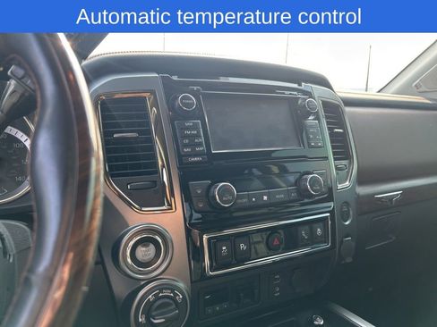 Used 2017 Nissan Titan Platinum Reserve image 6