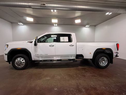 Used 2024 GMC Sierra 3500 Denali w/ Denali Reserve Package image 28