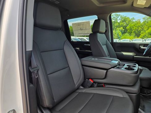 New 2026 GMC Sierra 2500 Pro w/ Convenience Package AWD/4WD image 24