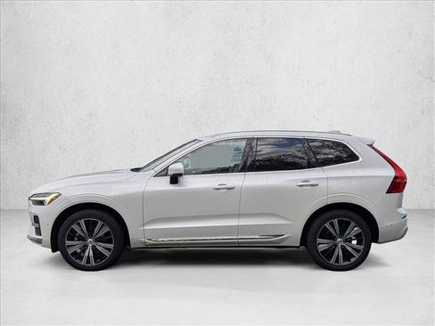 Used 2023 Volvo XC60 B5 Plus w/ Climate Package AWD/4WD image 8