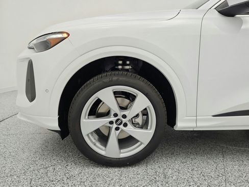New 2026 Audi Q5 Premium Plus AWD/4WD image 13