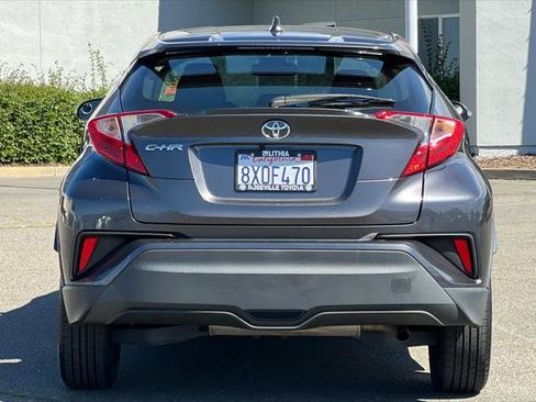 Certified 2021 Toyota C-HR LE FWD image 8