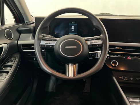 Used 2024 Hyundai Sonata SEL FWD image 12