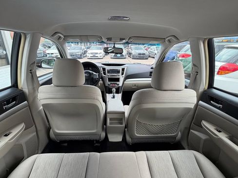 Used 2014 Subaru Outback 2.5i AWD/4WD image 12