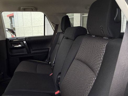 Used 2019 Toyota 4Runner TRD Off-Road AWD/4WD image 13