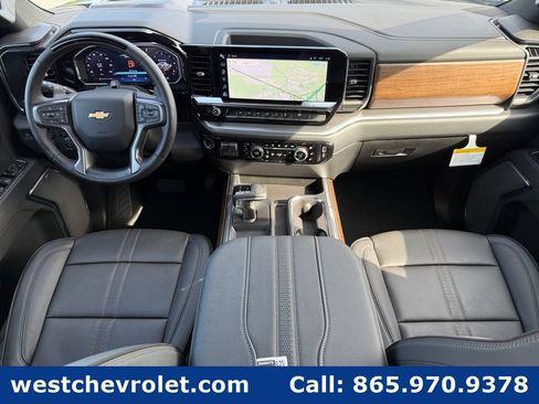 New 2026 Chevrolet Silverado 1500 High Country w/ High Country Premium Package AWD/4WD image 12