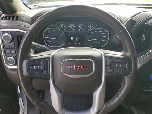 Used 2022 GMC Sierra 2500 SLT w/ SLT Premium Package image 10