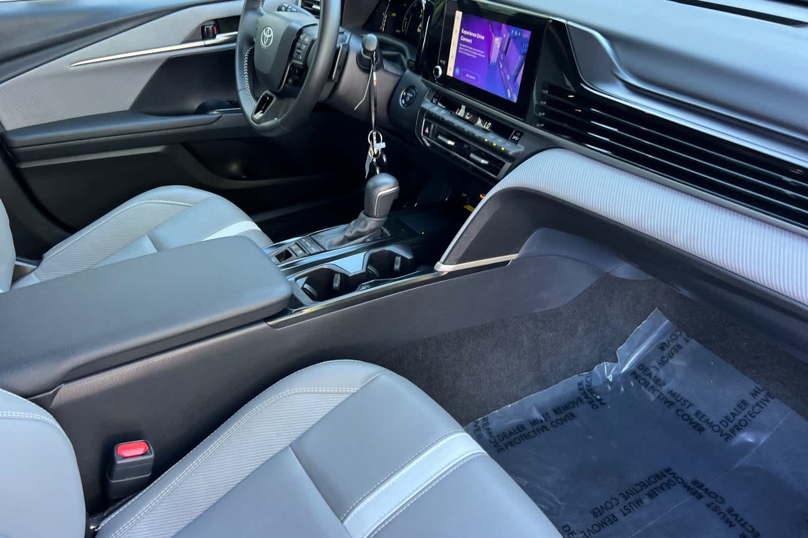 Certified 2025 Toyota Camry SE FWD image 16